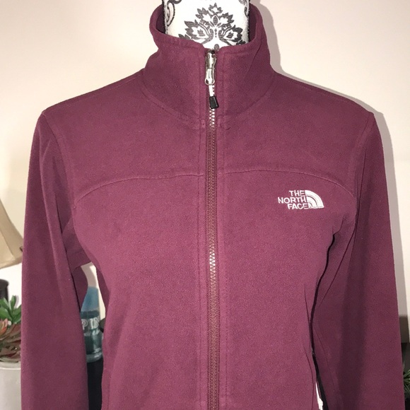 The North Face Burgundy Teddy Jacket with Plush Fleece and Slim Fit Size XS - Picture 2 of 9
